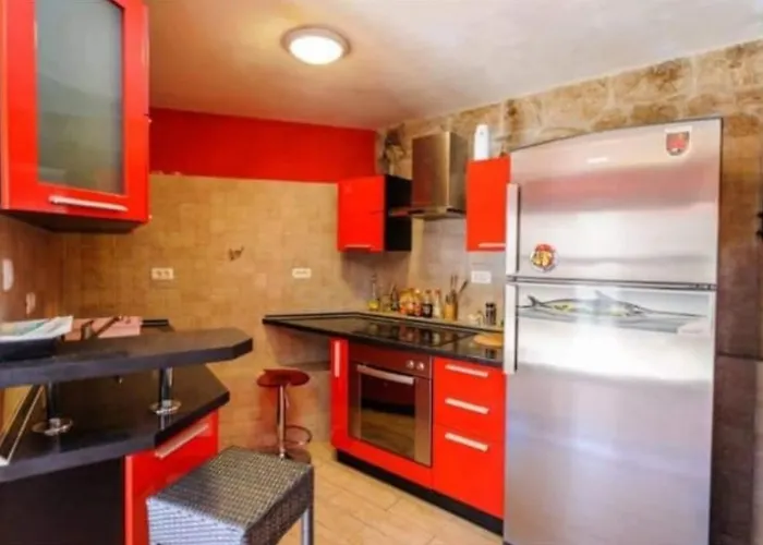 Stone Garden Escape With Jacuzzi * Spalato